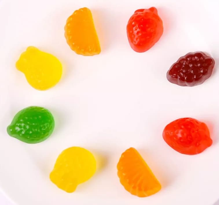 fruit gummies and braces